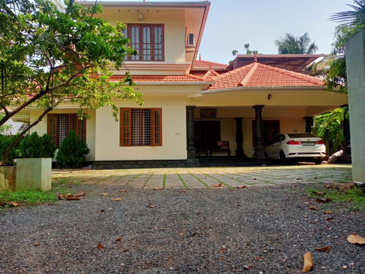 Sinai Homestay Alappuzha Eksteriør billede