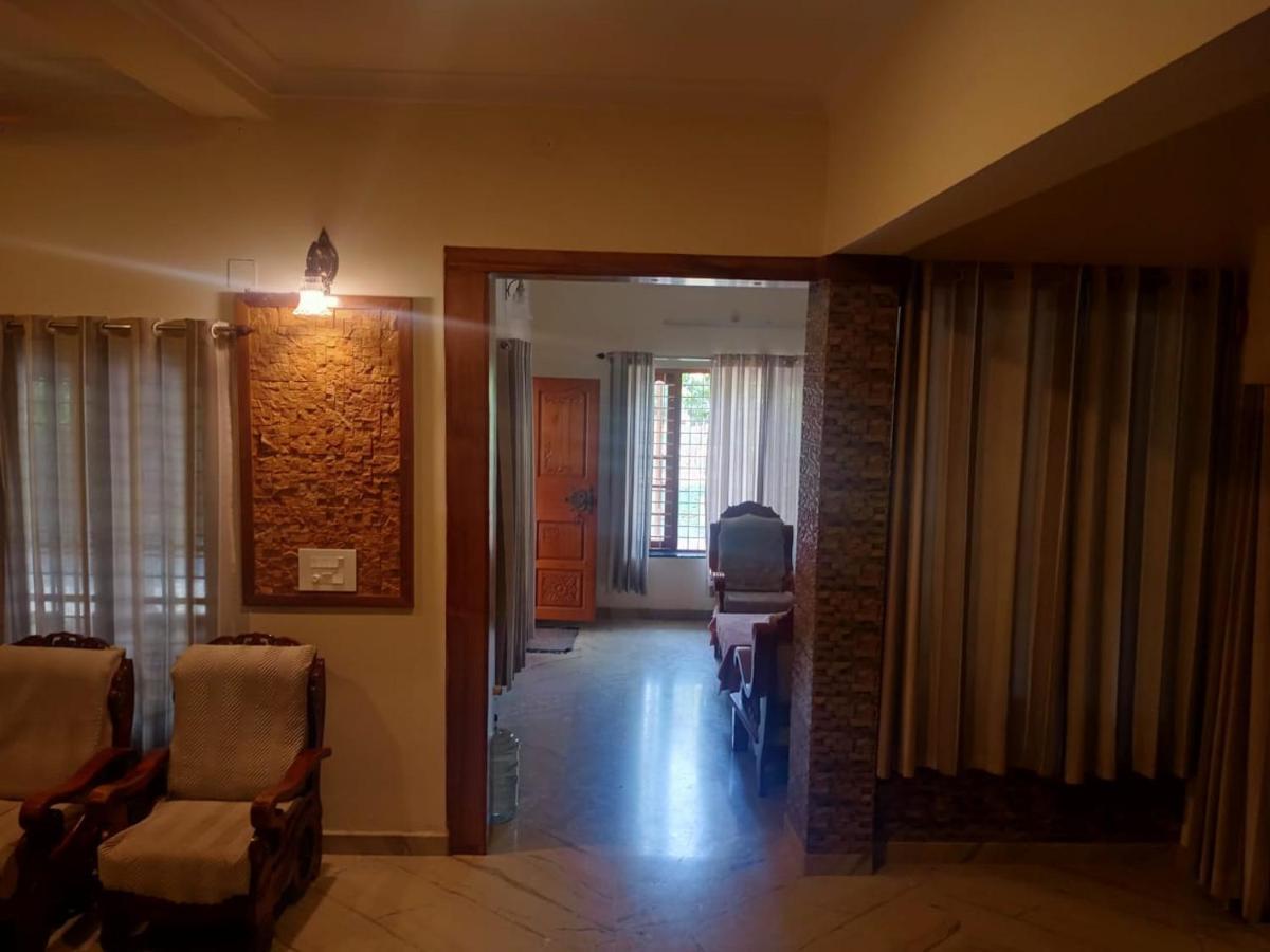 Sinai Homestay Alappuzha Eksteriør billede