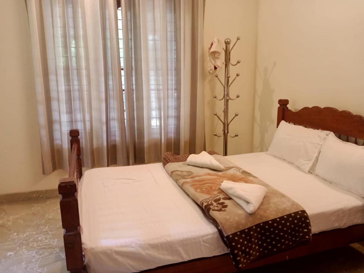 Sinai Homestay Alappuzha Eksteriør billede